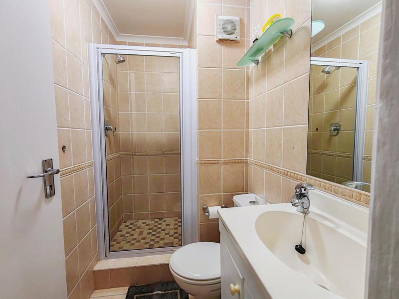 To Let 2 Bedroom Property for Rent in Bloubergstrand Western Cape